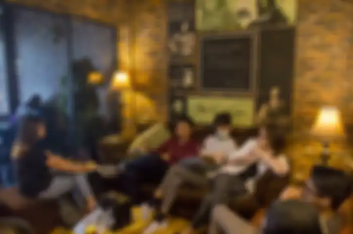 Main Ke Roemah Iponk Studio and Coffee House, Bisa Rekaman Sekaligus Ngopi-ngopi Asoy