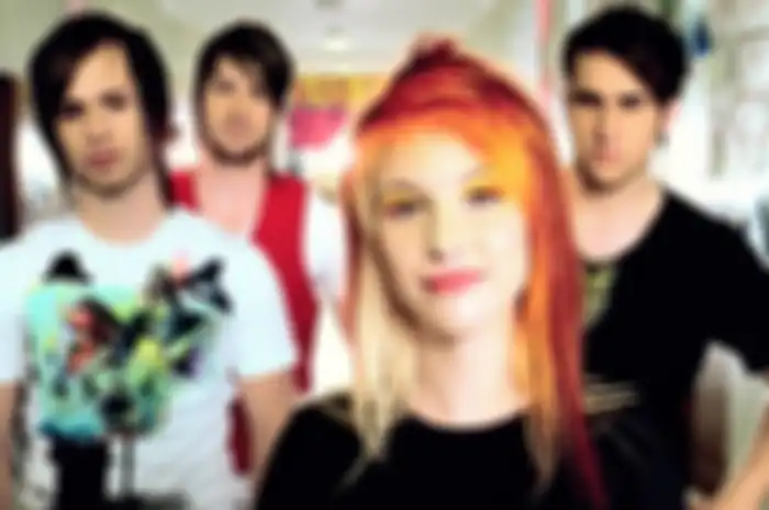 Dulu Paramore tuh kayak gini.