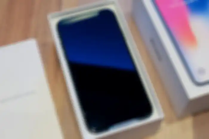 Ternyata, harga komponen mentah dari iPhone X cuma Rp4,8 juta!