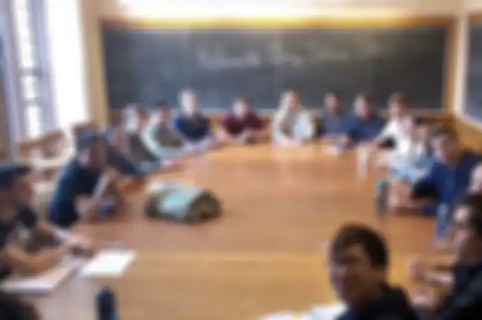 Mahasiswa Yale University saat menonton film 