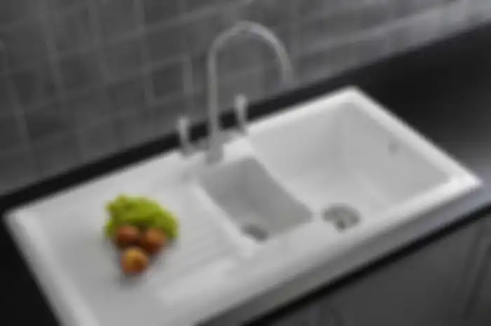 Kitchen Sink Adalah Tempat Paling Kotor di Rumah! Ini dia Cara Pintar Membersihkan Sink Hingga Mengilap
