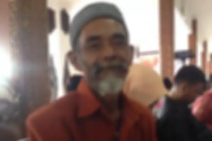 Mbah Dirman, Kakek dengan Ekonomi Pas-pasan yang Gemar Menyumbang untuk Warga Mapan