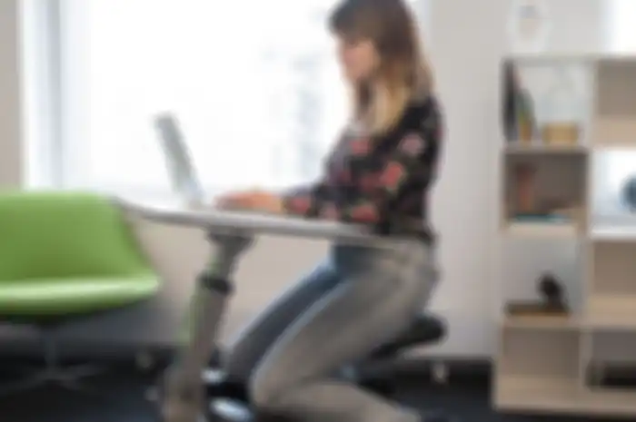 Edge desk, meja kerja masa depan