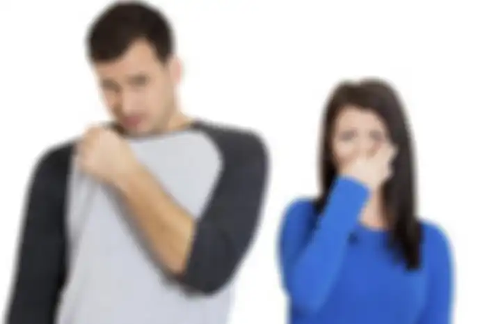 Tidak banyak yang tahu, bau badan juga menggambarkan kondisi kesehatan seseorang. Bau badan yang amis dan bau badan yang manis tentu punya arti yang berbeda.