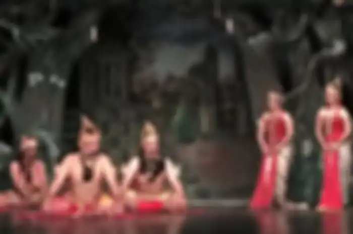 Wayang Orang Sriwedari adalah pelopor pertunjukan wayang orang.