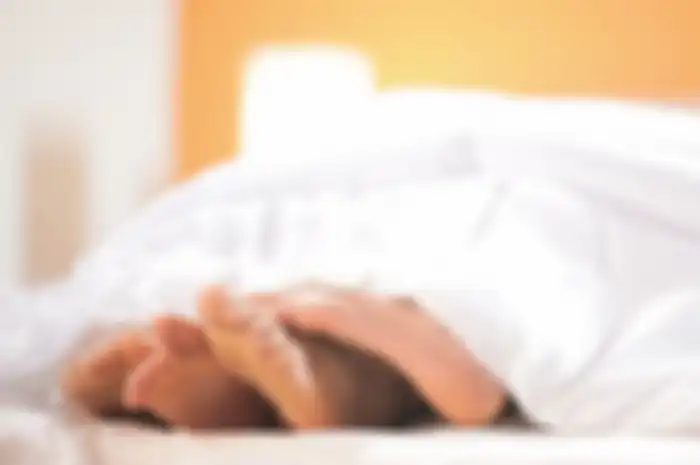 Tip Seks: Bermain Kaki untuk Membuat Pria Bergairah