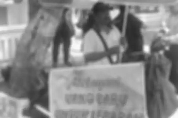 Jasa Tukar Uang Menjelang Lebaran