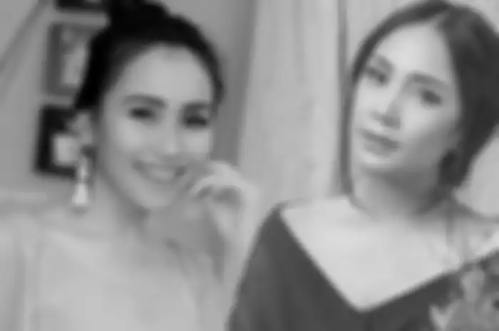 Ayu Ting Ting dan Nagita Slavina