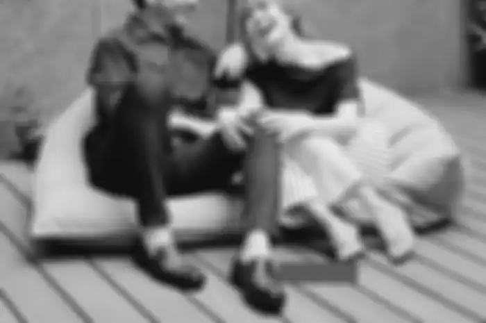 Gading Marten dan Gisella Anastasia saat foto endorse