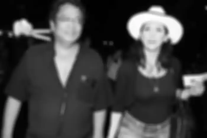 Hotman Paris Ceritakan Momen Pertama Bertemu Meriam Belina, Berawal Dari Taruhan Hingga Saling Jatuh
