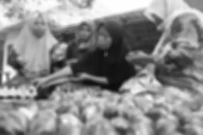 Deretan Foto Keunikan Telur Asin dengan Motif Batik dari Karawang
