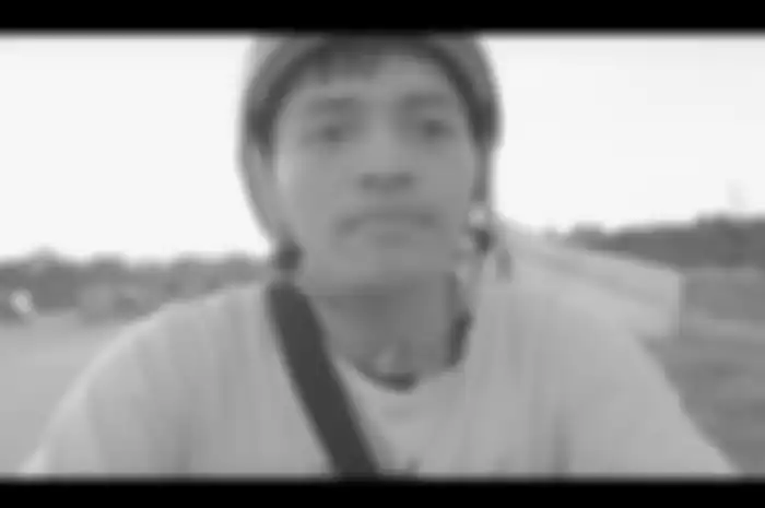 Cuplikan dan video klip 'A Constant Reminder' dari Flowr Pit.