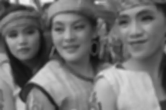 Perempuan Dayak Lundayeh dengan seni tatonya