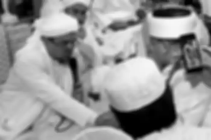 Habib Rizieq menikahkan putrinya di tanah suci