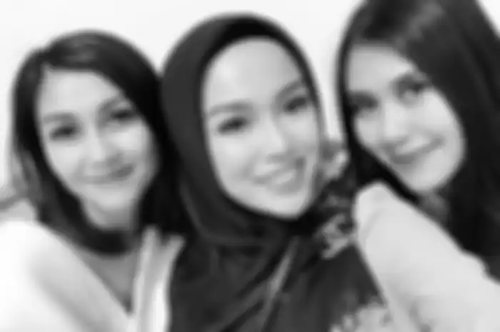 Tajir melintir Medina Zein beri hadiah mewah untuk Nissya Ahmad
