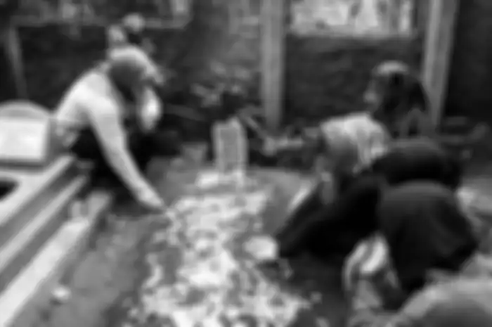 Makam Mendiang Lina, mantan istri komedian Sule sebelum dibongkar