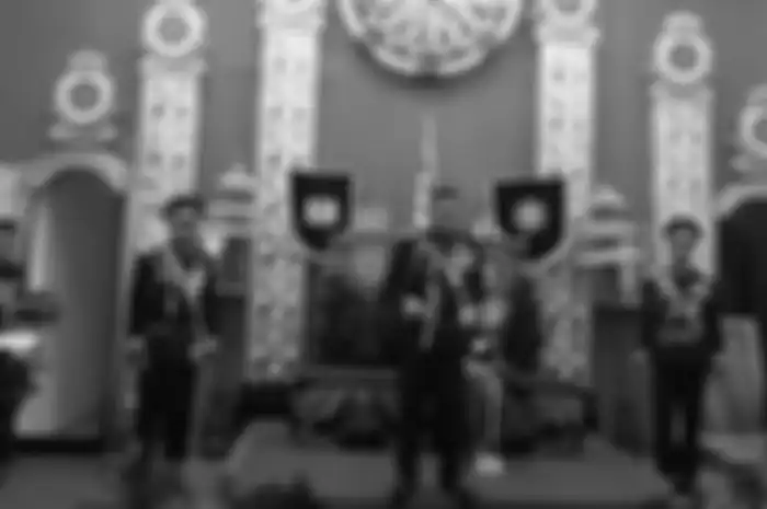 Fakta Keraton Agung Sejagad Terkuak Usai Dicokok Polisi, Sinuhun dan Kanjeng Ratu Bukan Suami Istri Sah hingga Syuting Kerajaan di Rumah Kontrakan