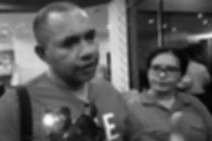 Bupati Boven Digoel Benediktus Tambonop
