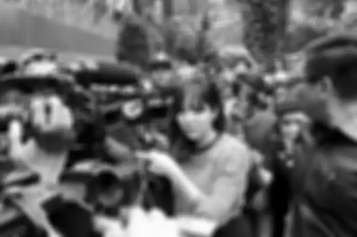  Buntut laporan artis peran sekaligus penyanyi Gisella Anastasia atas kasus video asusila mirip dirinya, memasuki babak baru, ia mulai melihat titik terang identitas pelaku penyebar video asusila mirip dirinya.