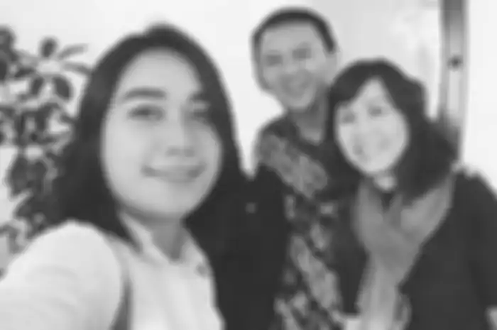 Foto lawas Puput Nastiti Devi bersama Ahok dan Veronica Tan