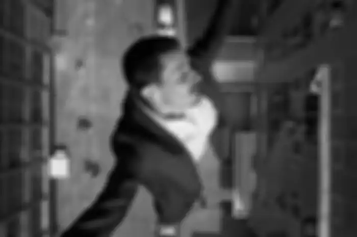 Iklan AirPods Bounce
