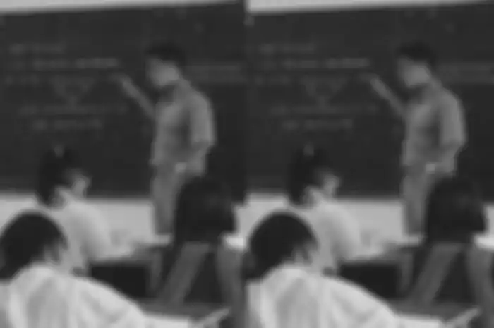 Guru honorer yang gajinya hanya Rp 200 ribu per bulan