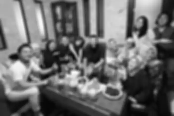 Didi Riyadi hadir di ultah Ayu Ting Ting 