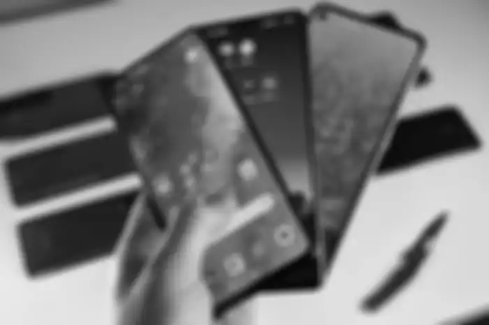 Ilustrasi hape kentang