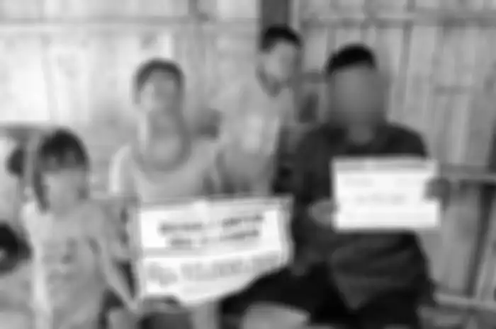 Keluarga ini diminta foto seolah terima bantuan, namun tak terima dananya, suami hanya berdoa agar istrinya sembuh.