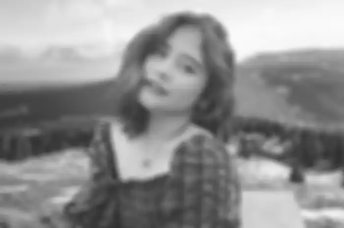 Prilly Latuconsina 