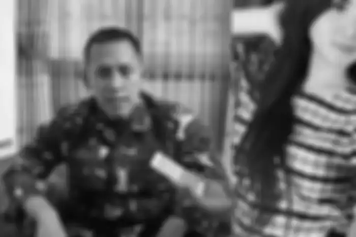 Tak terima disebut sebagai wanita penghibur, wanita cantik asal Batang, Jawa Tengah, Ayu Intan Sholekha, mantap laporkan anggota TNI dengan jabatan mentereng ke polisi.
