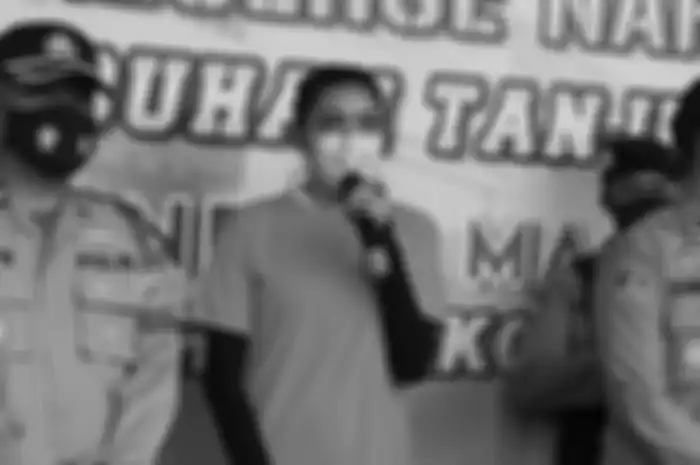 Millen Cyrus alias MM ditangkap Reserse Narkoba Polres Pelabuhan di sebuah hotel A di Ancol, Jakarta Utara.