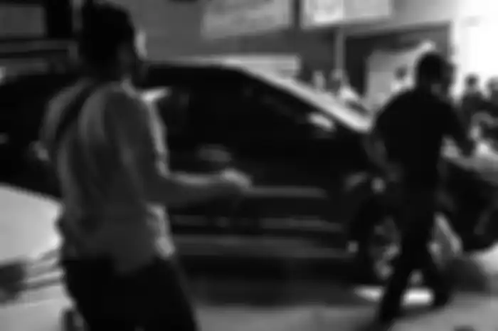 Daihatsu Terios bikin geger warga setelah ditemukan seorang dokter meninggal di dalam mobil