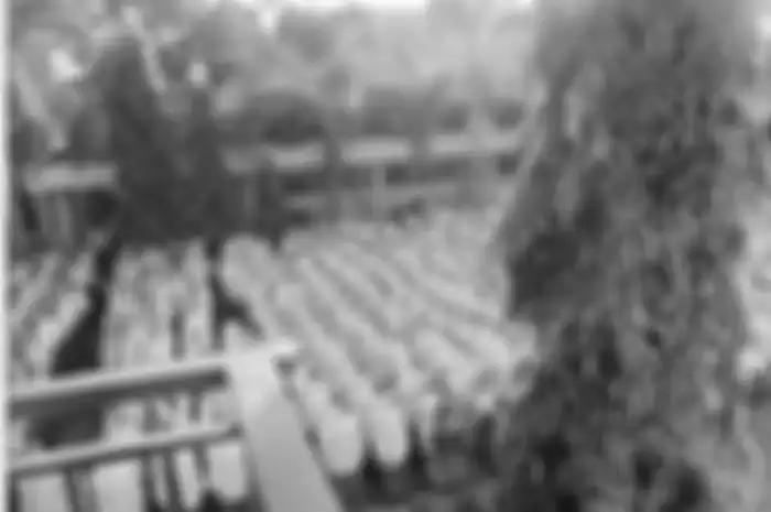 Siswi di SMKN 2Padang