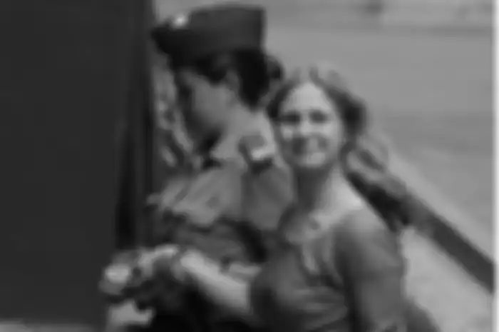 Personel Pussy Riot, Masha Alekhina ditangkap.
