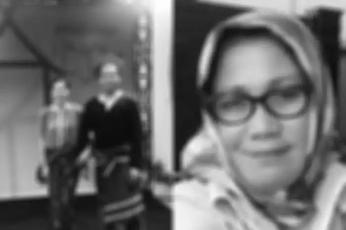 meski ditentang keras pernikahan Indah Permatasari dan Arie Kriting terlihat semakin mesra