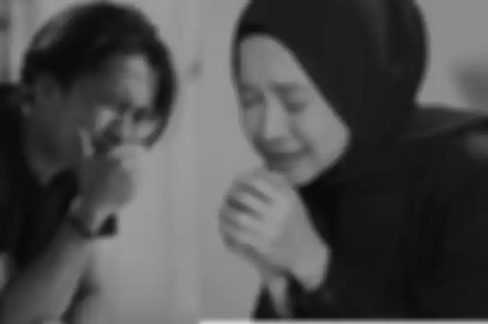 Nissa Sabyan dan Ayus Sabyan lagu Sapu Jagat. 