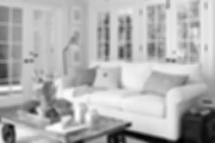 Furnitur beroda fleksibel untuk dipindahkan, cocok untuk rumah mungil.
