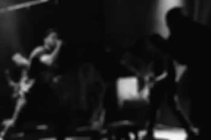 Burgerkill menyertakan gitar Eben di konser virtualnya.
