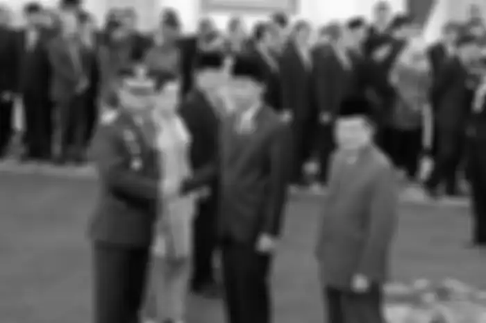 Rizal Ramli menteri yang dipecat Presiden Jokowi nyesek melihat kondisi Jenderal Gatot Nurmantyo di acara pernikahan Kahiyang Ayu.