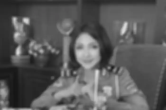Rita Yuliana polwan cantik yang dimutasi jadi anak buah sahabat Irjen Ferdy Sambo dapat kado ultah kenaikan pangkat.