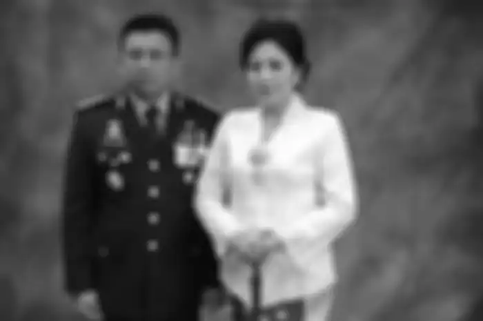 Kak Seto yang dihujat netizen satu Indonesia gegara urus anak Ferdy Sambo sampai bawa-bawa Angelina Sondakh. Foto keluarga Putri Candrawathi disorot.