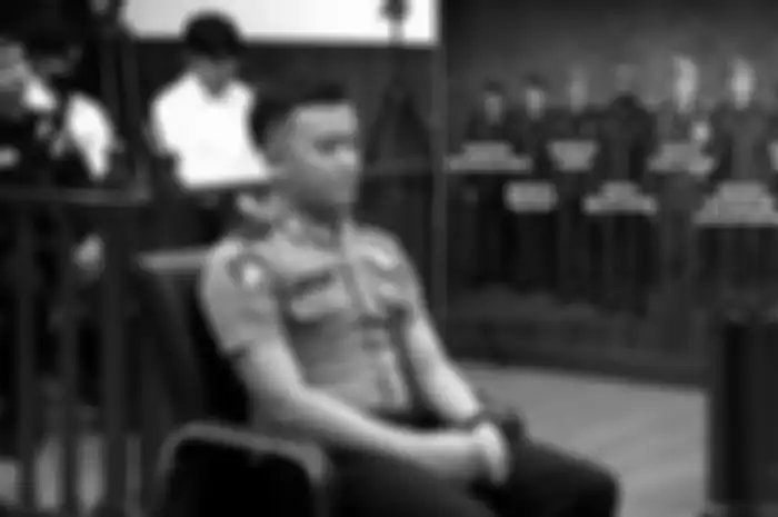 Terungkap ajudan Ferdy Sambo, Bharada Sadam menjalani sidang kode etik terkait kematian Brigadir Yosua Hutabarat atau Brigadir J, Senin (12/9/2022). 
