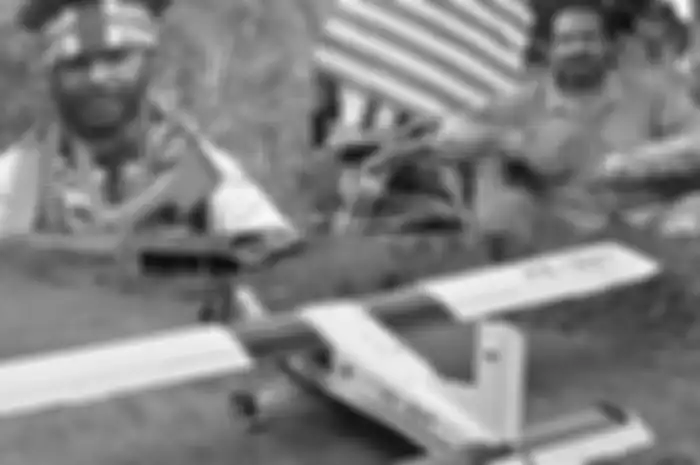 KKB Papua pimpinan Egianus Kogoya dikabarkan telah membakar pesawat milik Susi Air. Mereka juga menyandera sang pilot.