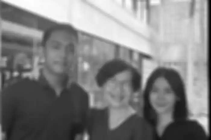 Foto ibunda Agnes Gracia bersama pacar anak angkatnya, Mario Dandy yang diaebarkan netizen.