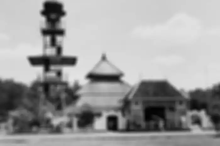 Sunan Kalijaga memainkan peran penting dalam perjalanan sejarah Kerajaan Demak, kerajaan Islam pertama di Pula Jawa (Dinas Pendidikan dan Kebudayaan)