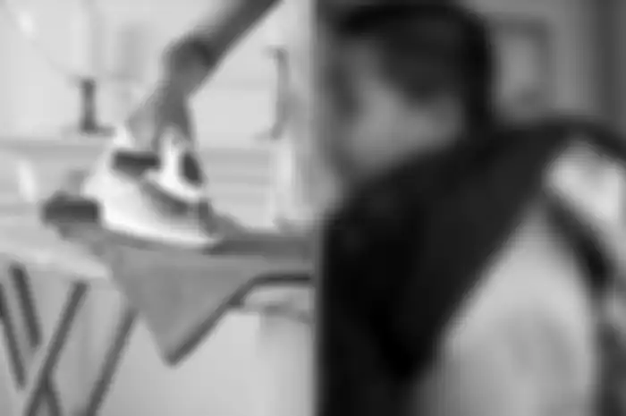 Hatinya Tersayat, Salahuddin Nangis Teriksak di Polres Saat Laporkan Punggung Anaknya Disetrika Guru: Seperti Penyiksaan Zaman Perang