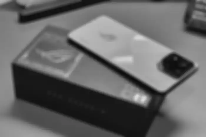 ROG Phone 8 mengalami perubahan yang signifikan dari generasi pendahulunya