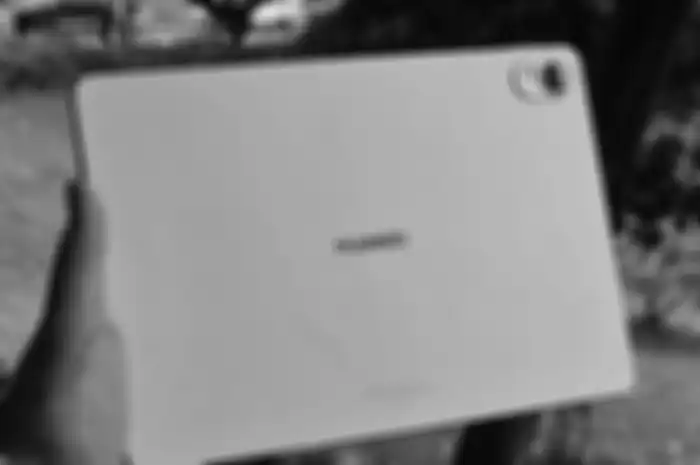 Varian warna violet dari Huawei MatePad 11.5 S