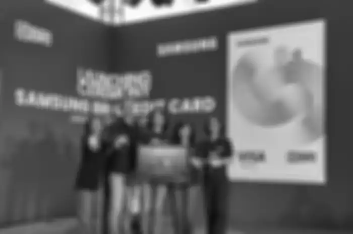 Samsung Indonesia berkolaborasi dengan BRI untuk menghadirkan kartu kredit dengan beberapa benefit bagi pengguna smartphone Samsung